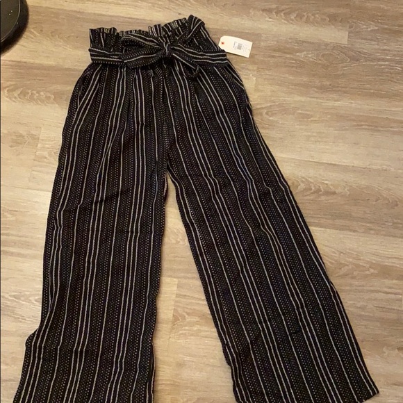Billabong Pants - Billabong Flowy pants Billabong Pants - Billabong Flowy pants